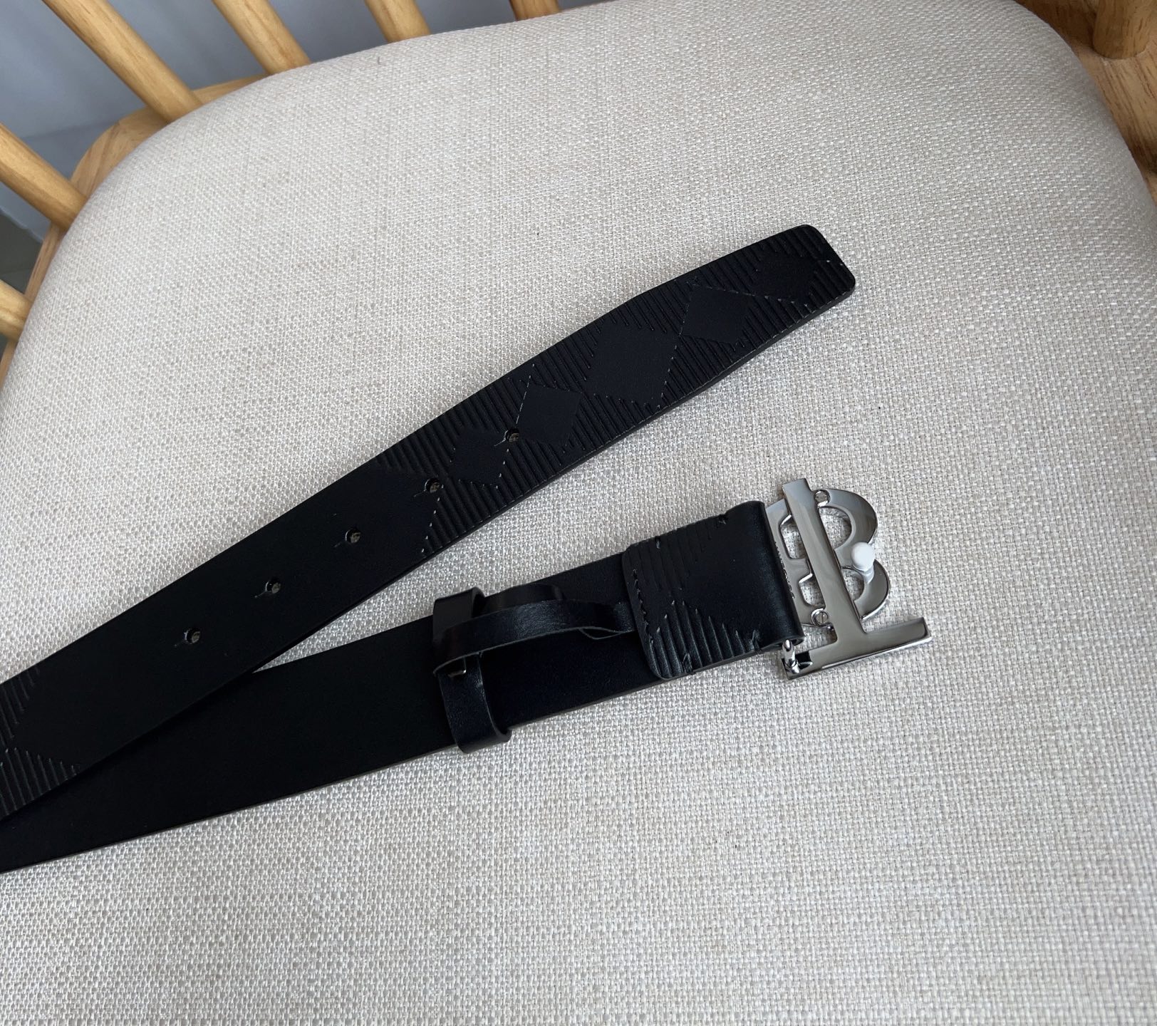 Burberry Basic Belt M