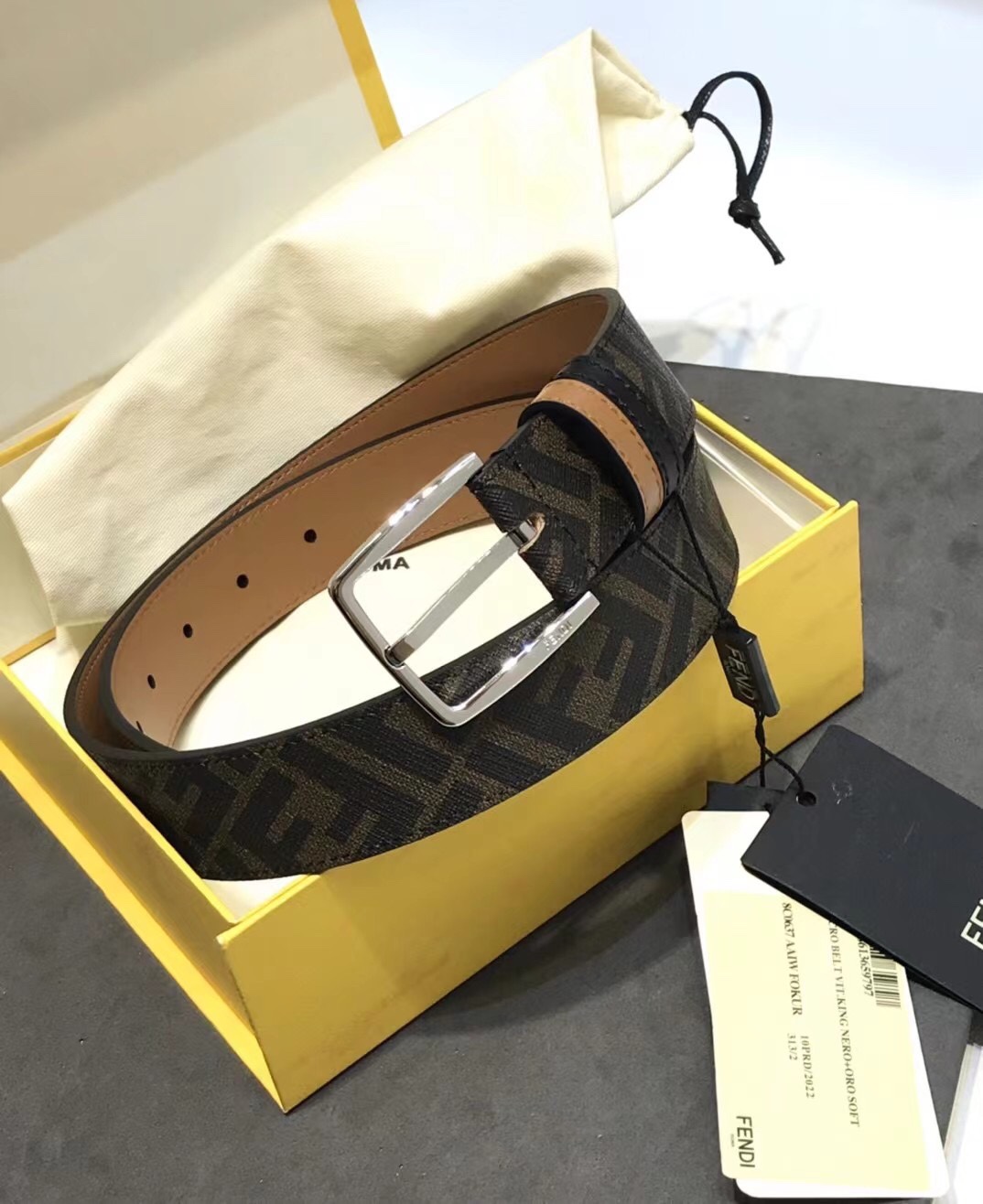 Fendi Leather Belt Cow Leather 35mm