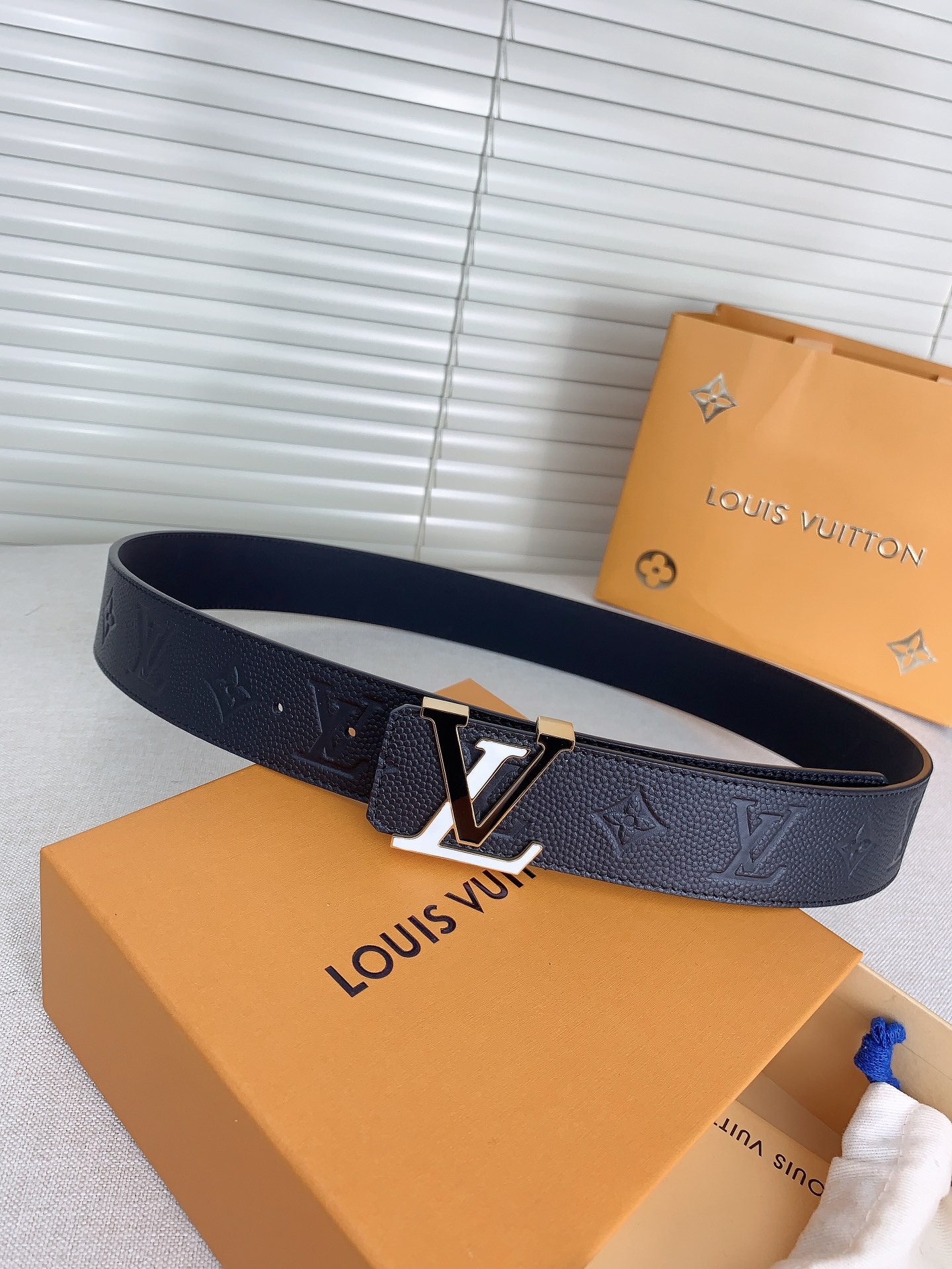 Louis Vuitton Male Leather Belt Cow Leather L