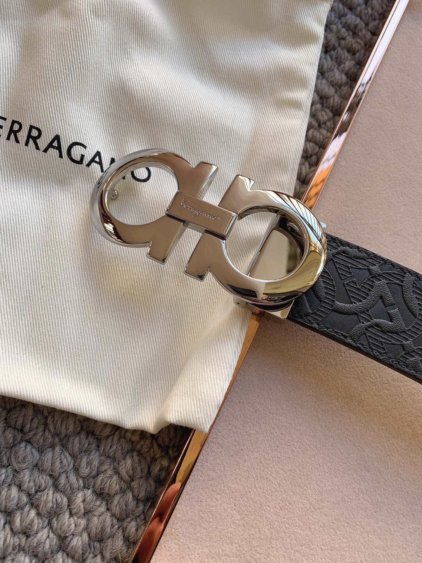 Salvatore Ferragamo Leather Belt