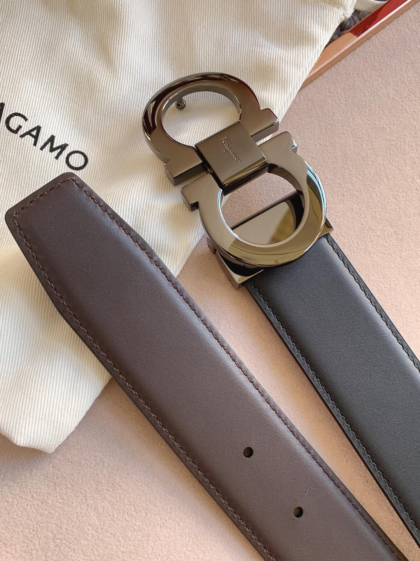 Salvatore Ferragamo Leather Belt