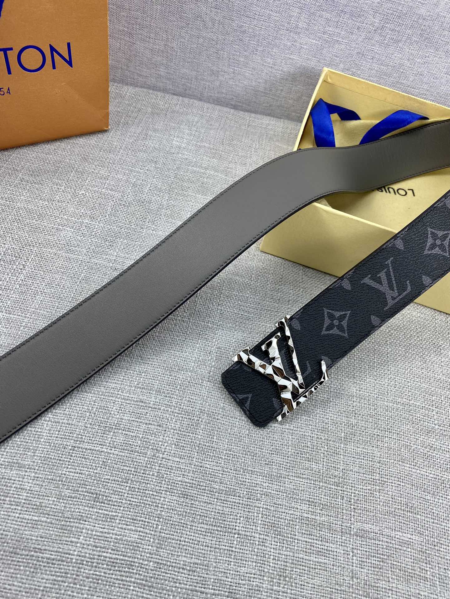 Louis Vuitton Basic Belt Cow Leather S-m-l