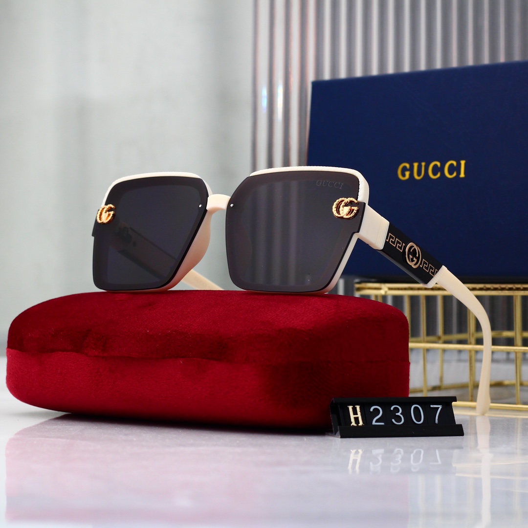 Gucci Basic Glasses