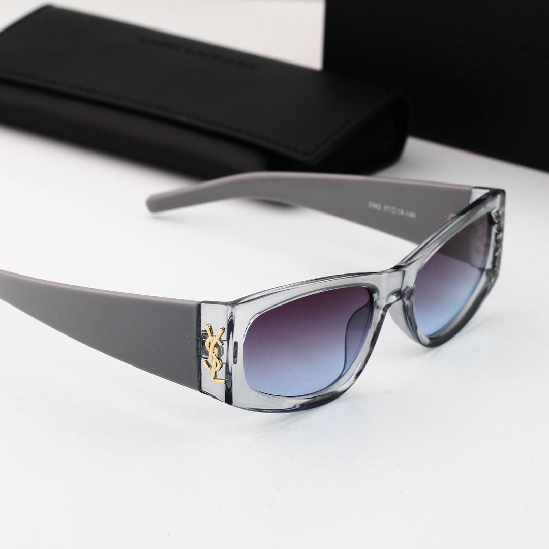 Saint Laurent Basic Glasses