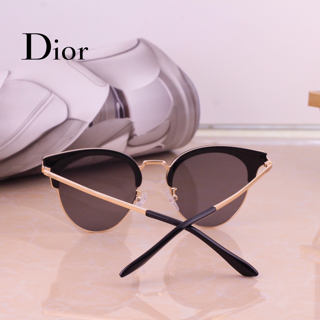 Dior Basic Glasses