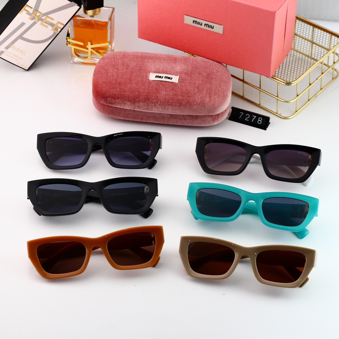 Miu Miu Basic Glasses M