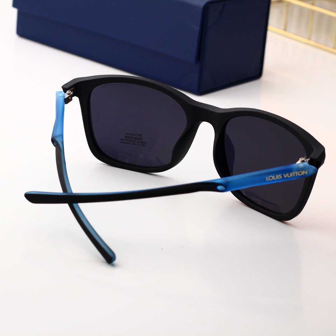 Louis Vuitton Sunglasses L
