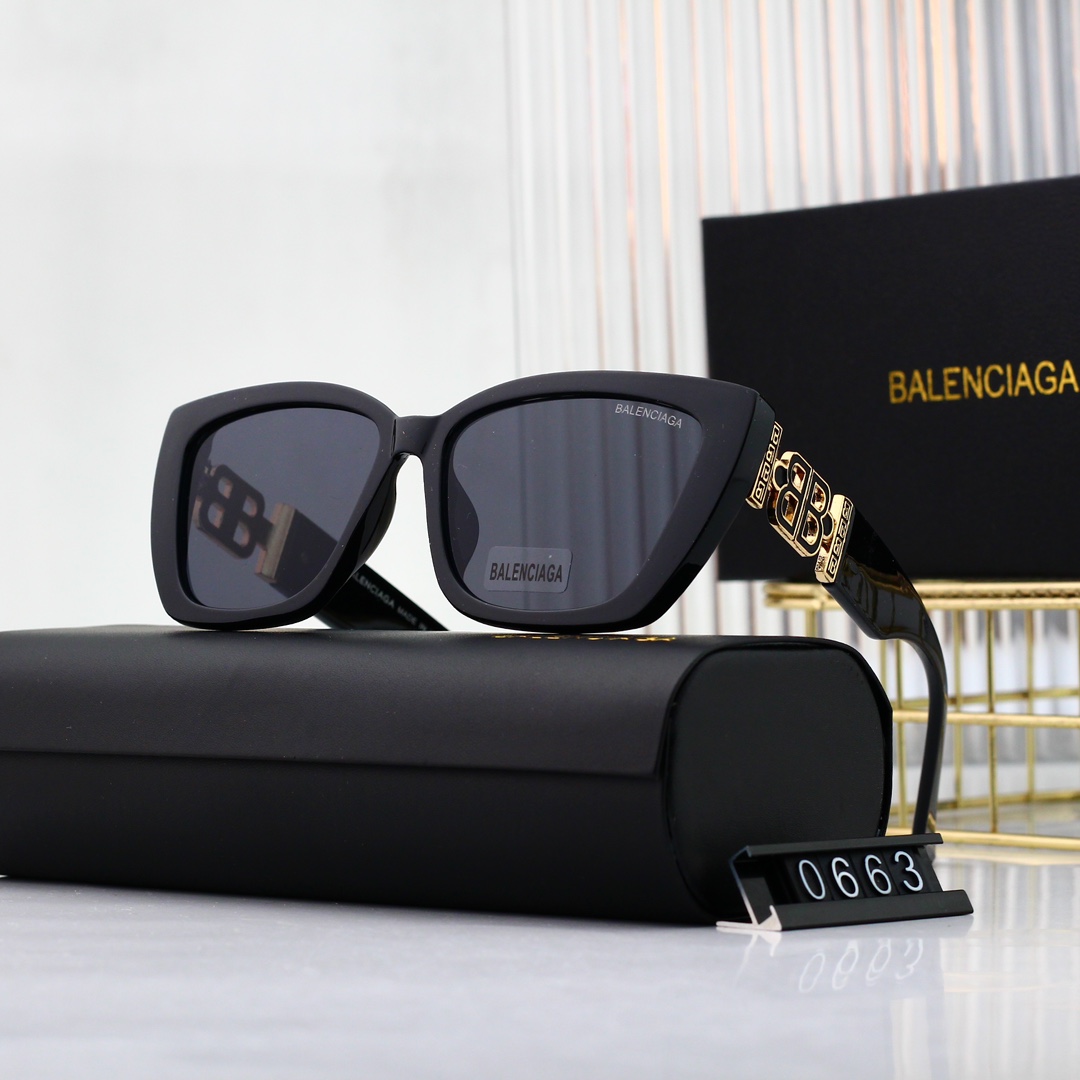 Balenciaga Basic Glasses