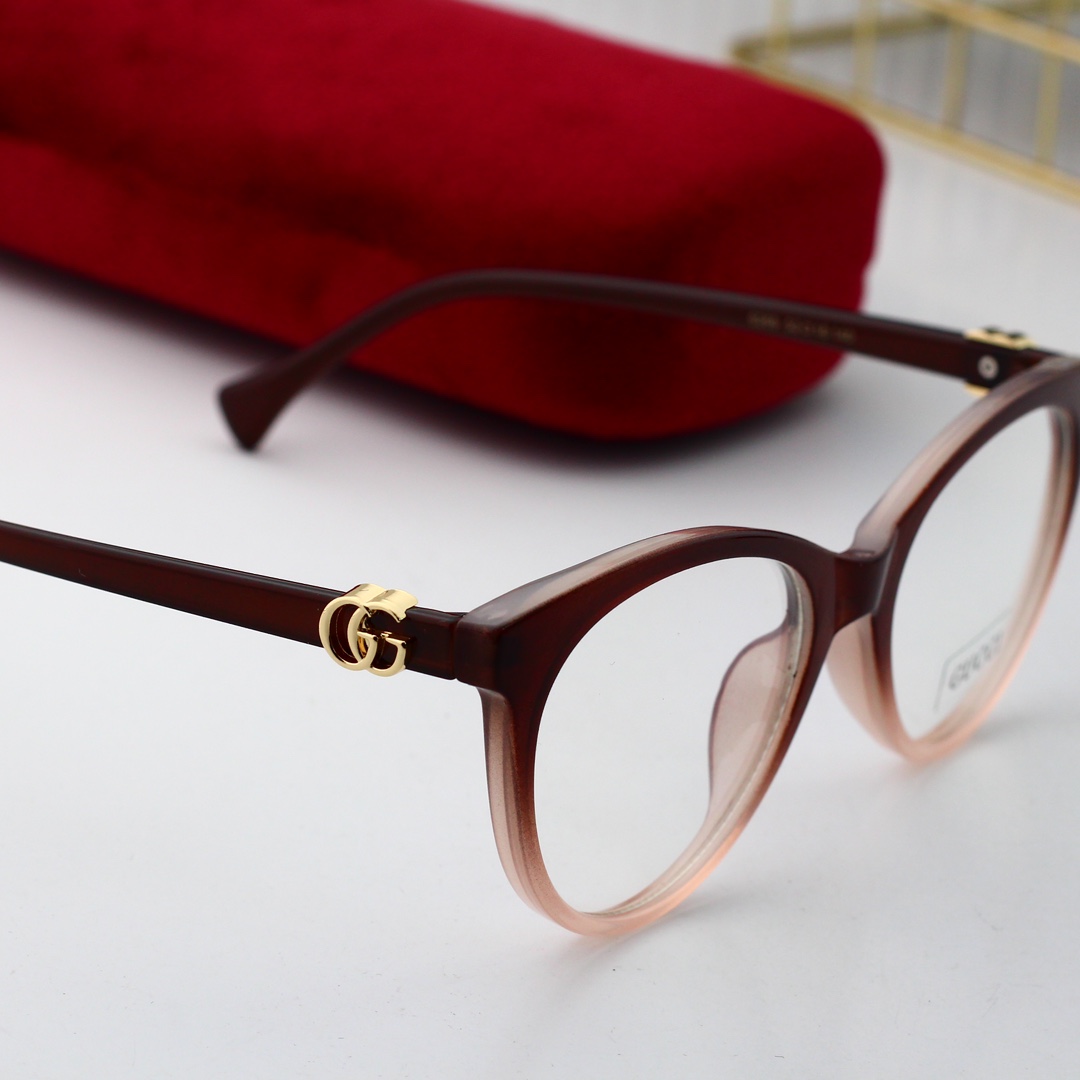 Gucci Basic Glasses