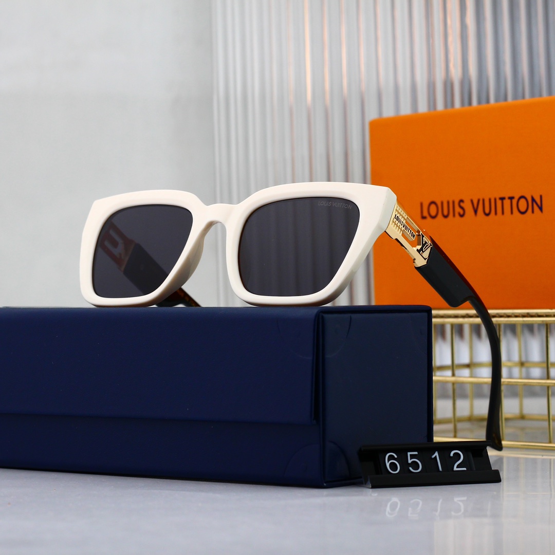 Louis Vuitton Sunglasses L