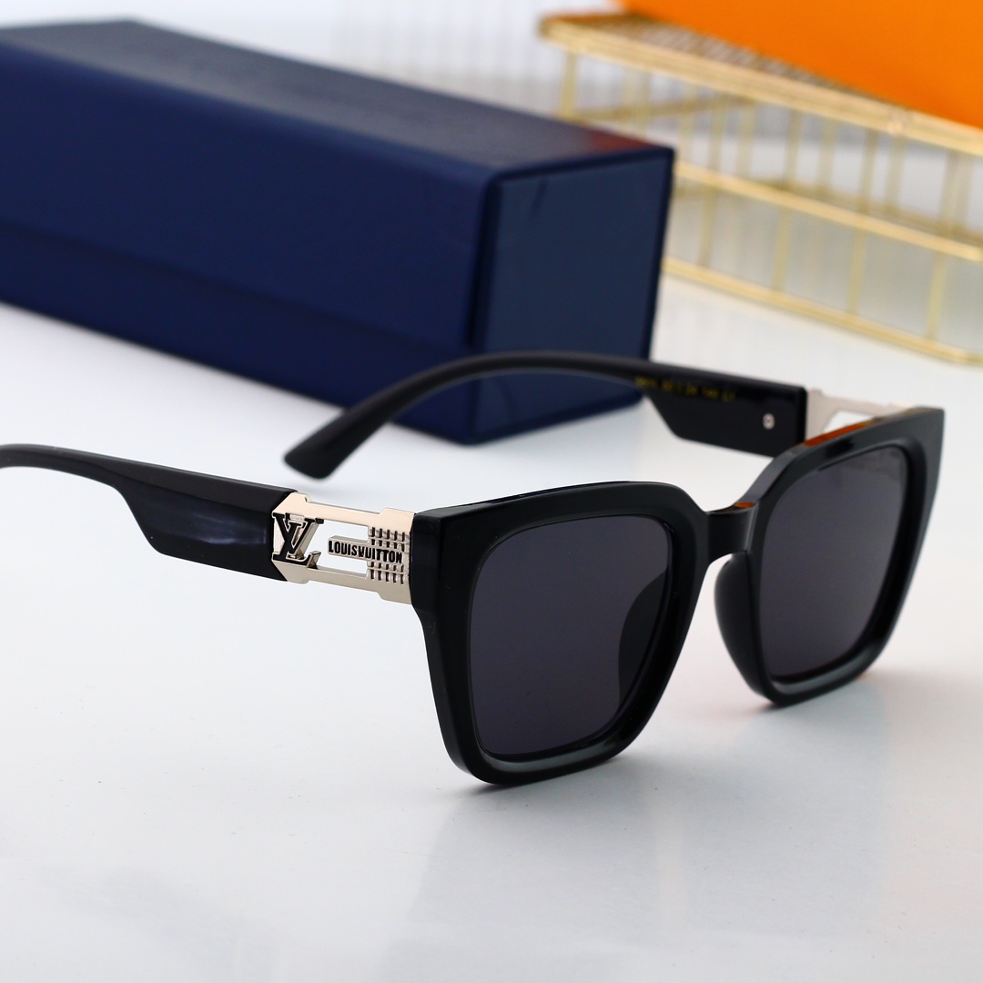 Louis Vuitton Sunglasses L