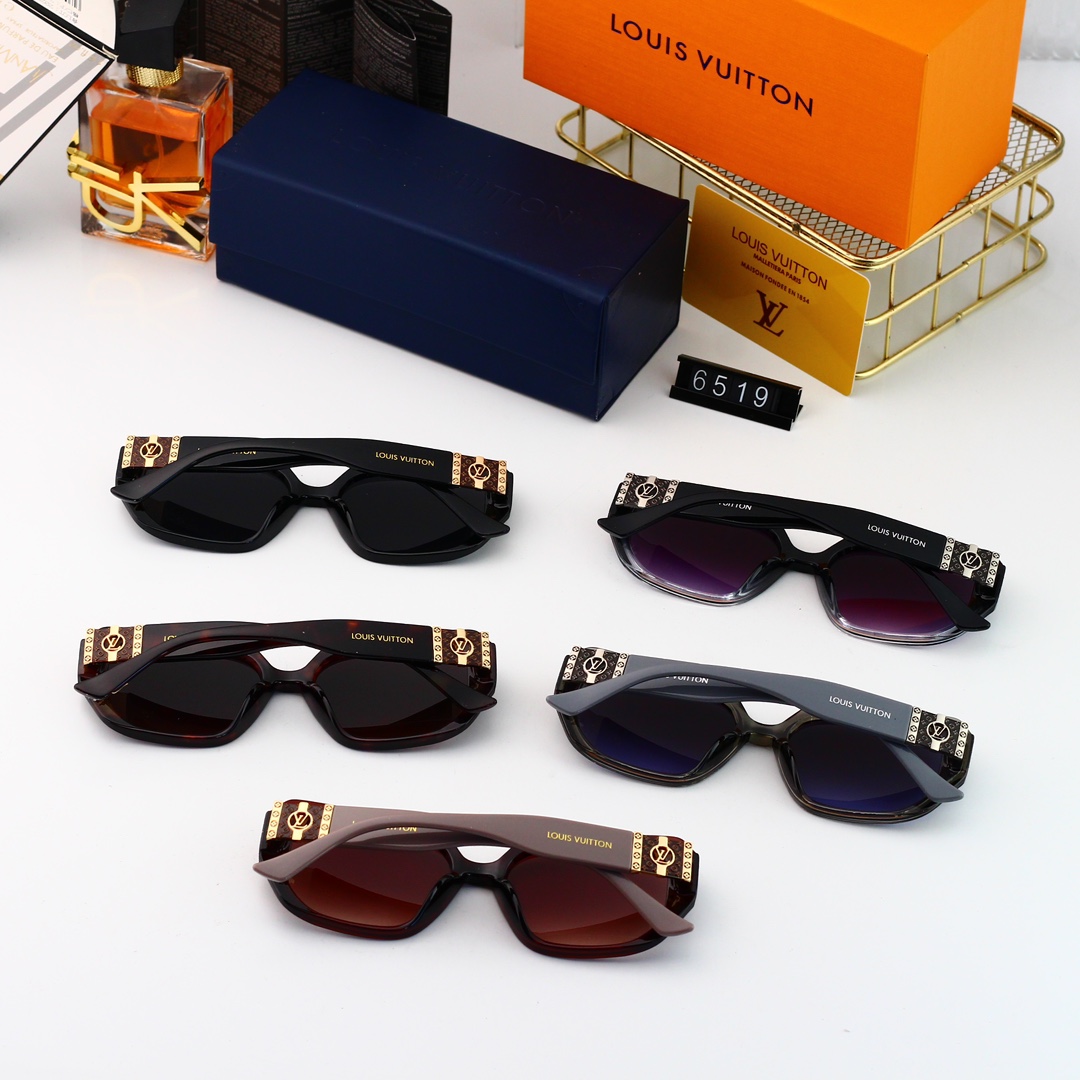 Louis Vuitton Sunglasses L