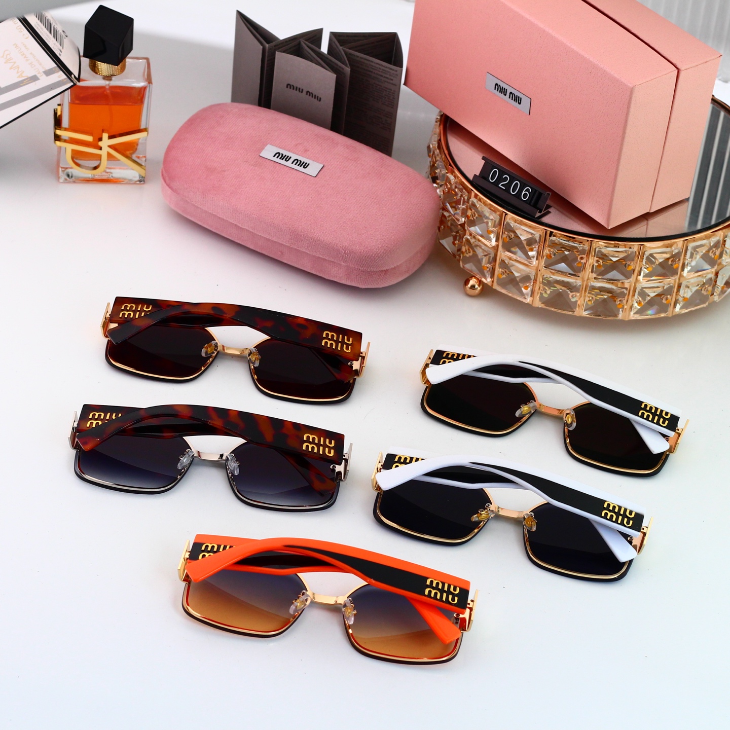 Miu Miu Basic Glasses M