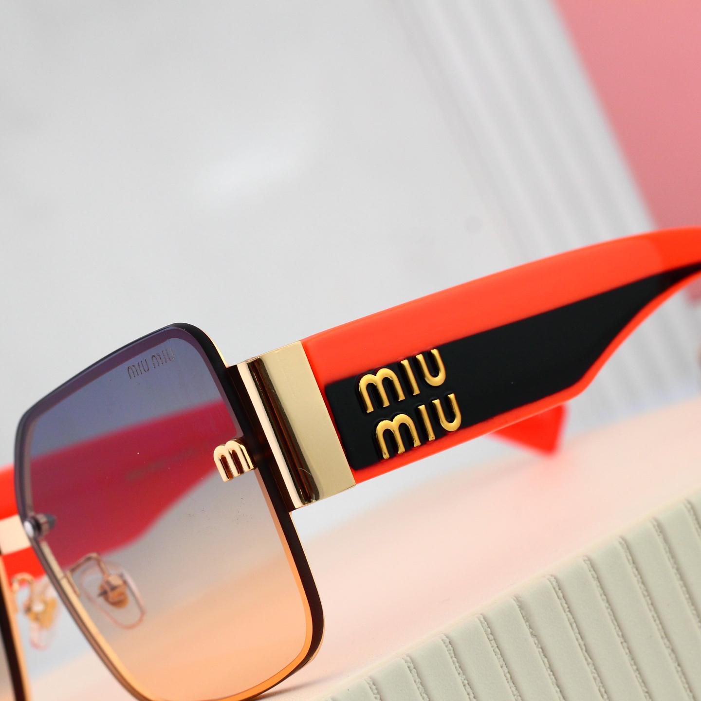 Miu Miu Basic Glasses M