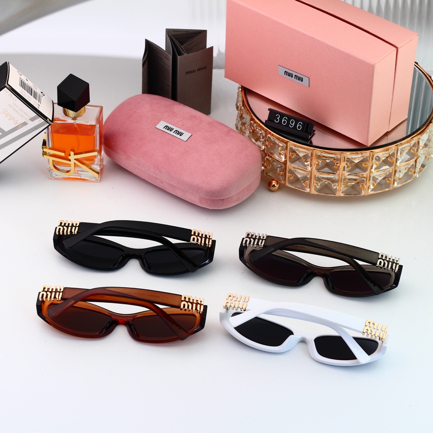 Miu Miu Basic Glasses M