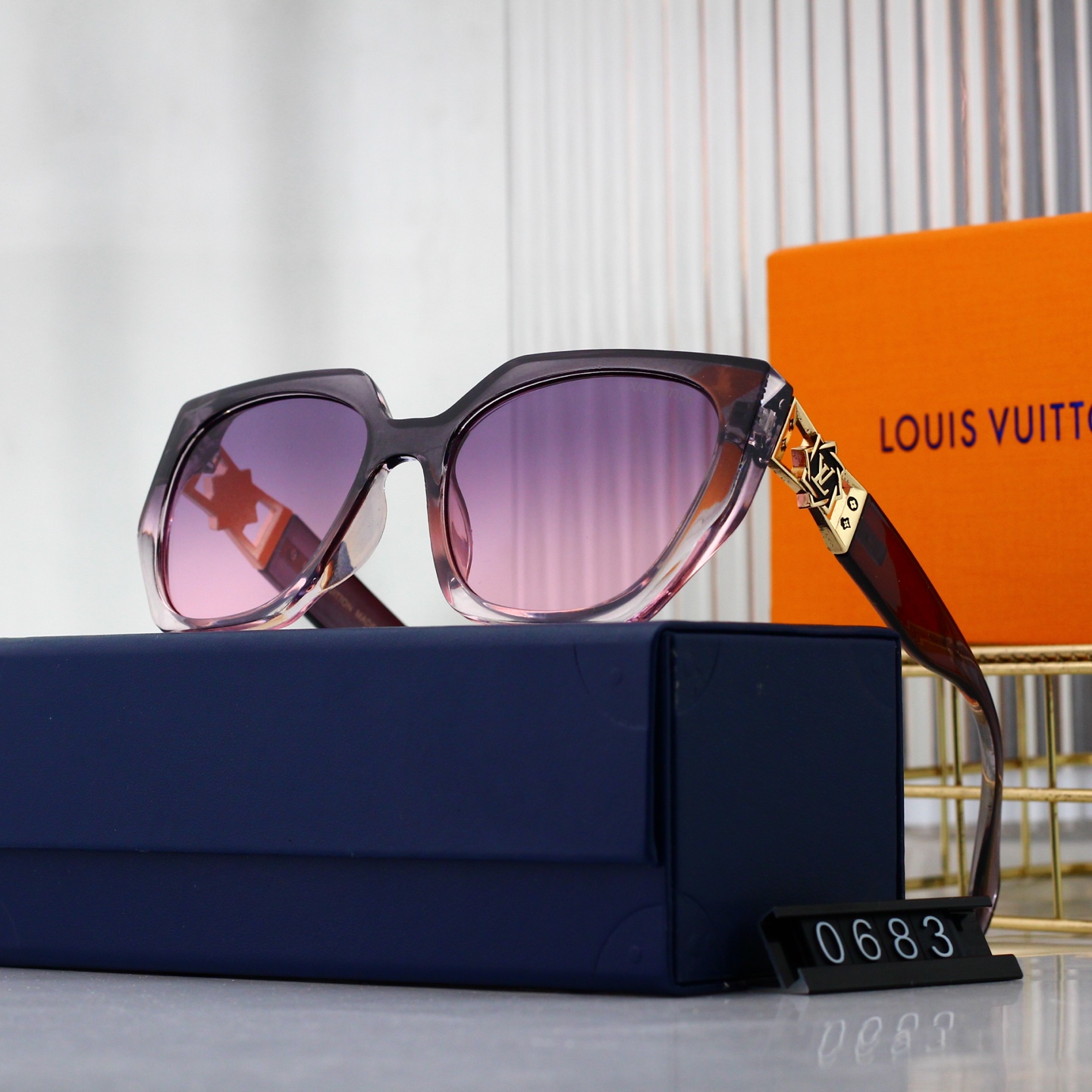 Louis Vuitton Basic Glasses L