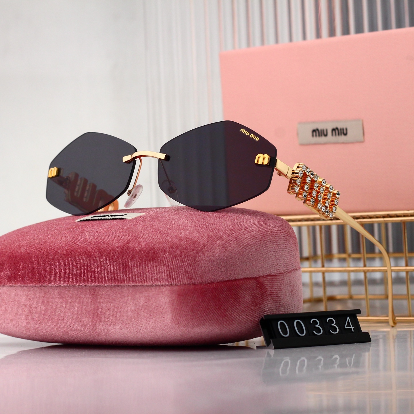 Miu Miu Basic Glasses M