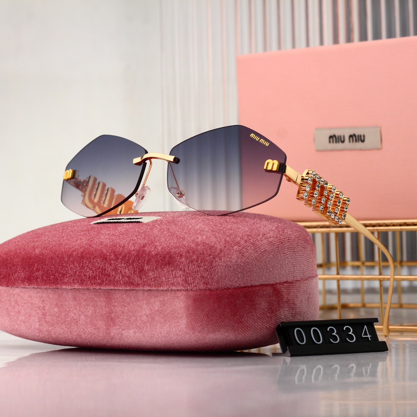 Miu Miu Basic Glasses M