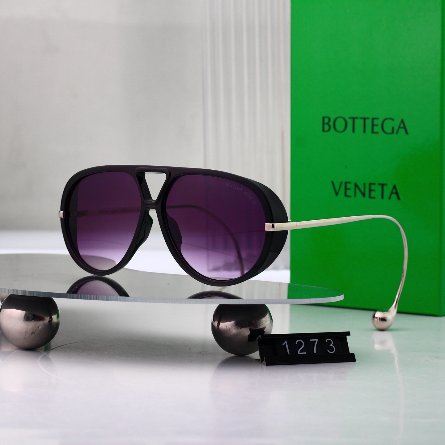 Bottega Veneta Basic Glasses