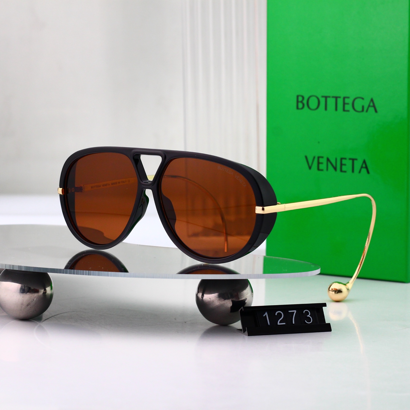 Bottega Veneta Basic Glasses