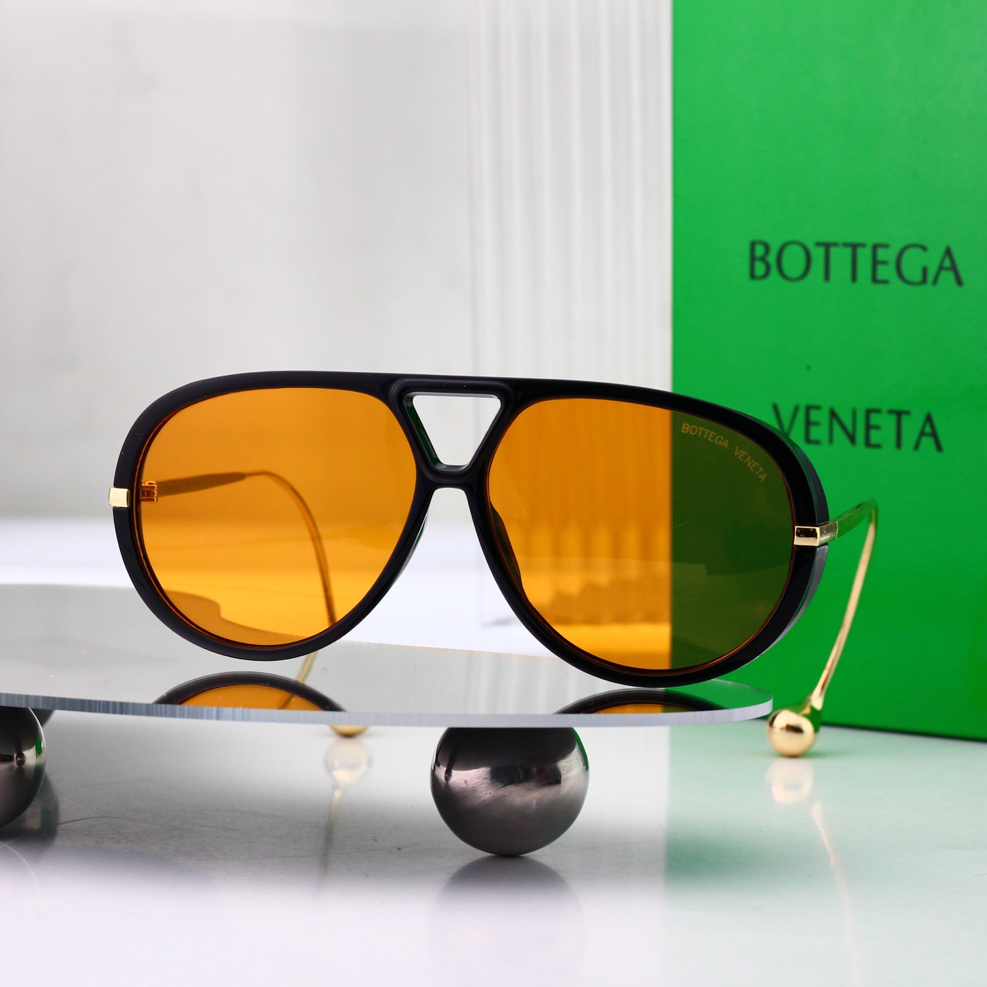 Bottega Veneta Basic Glasses