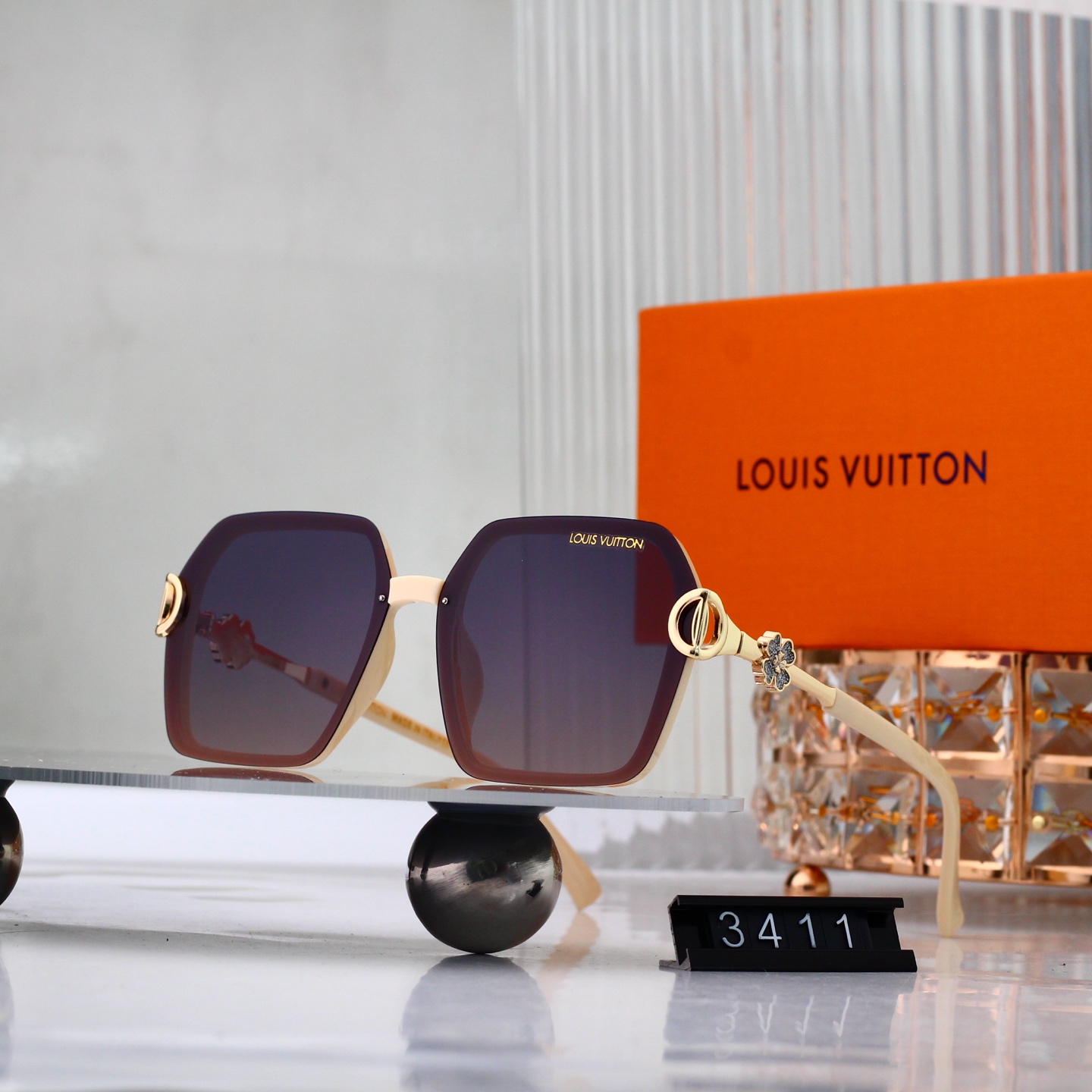 Louis Vuitton Basic Glasses L
