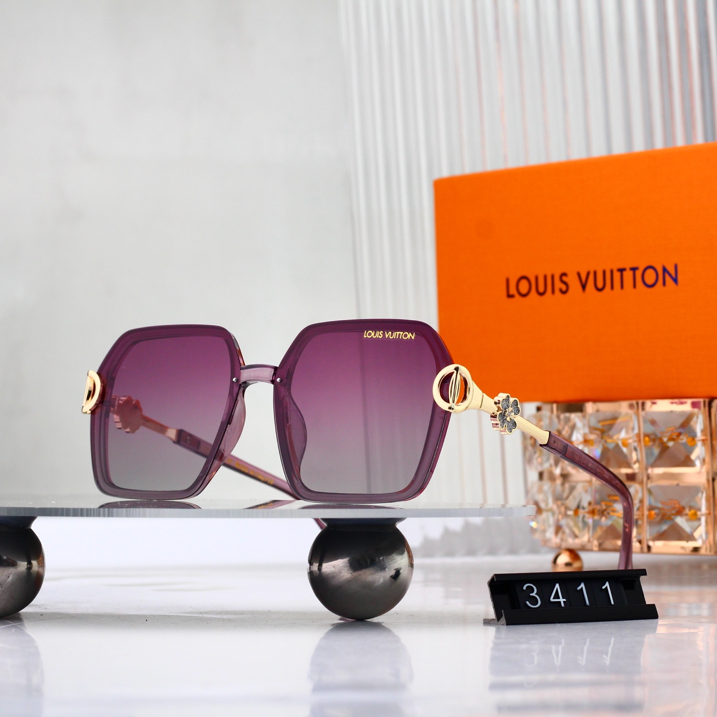Louis Vuitton Basic Glasses L