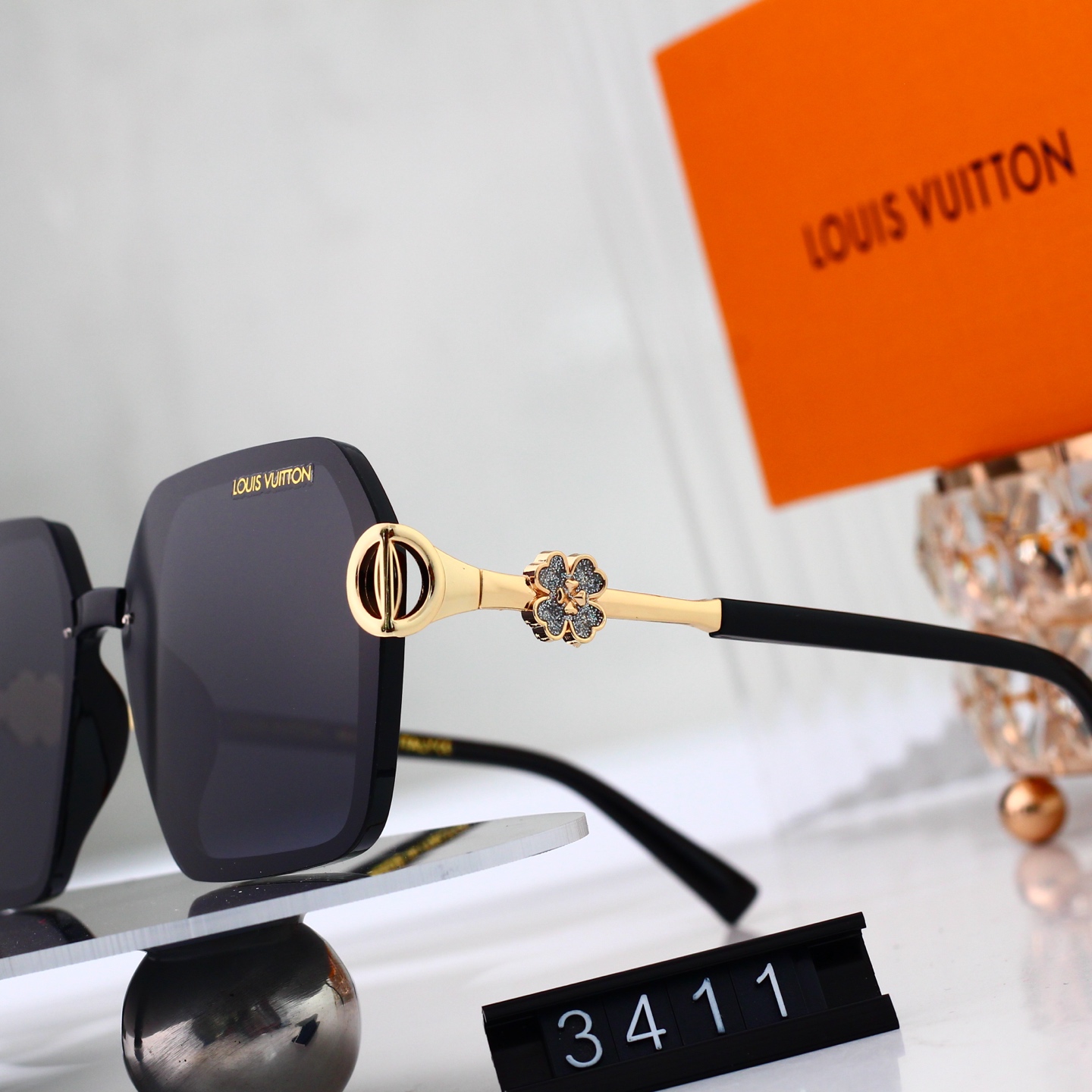 Louis Vuitton Basic Glasses L
