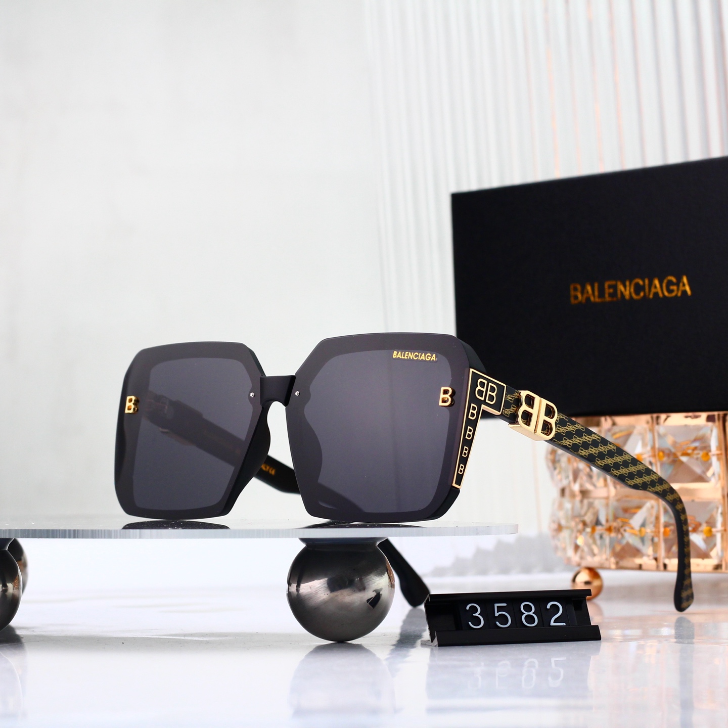 Balenciaga Basic Glasses
