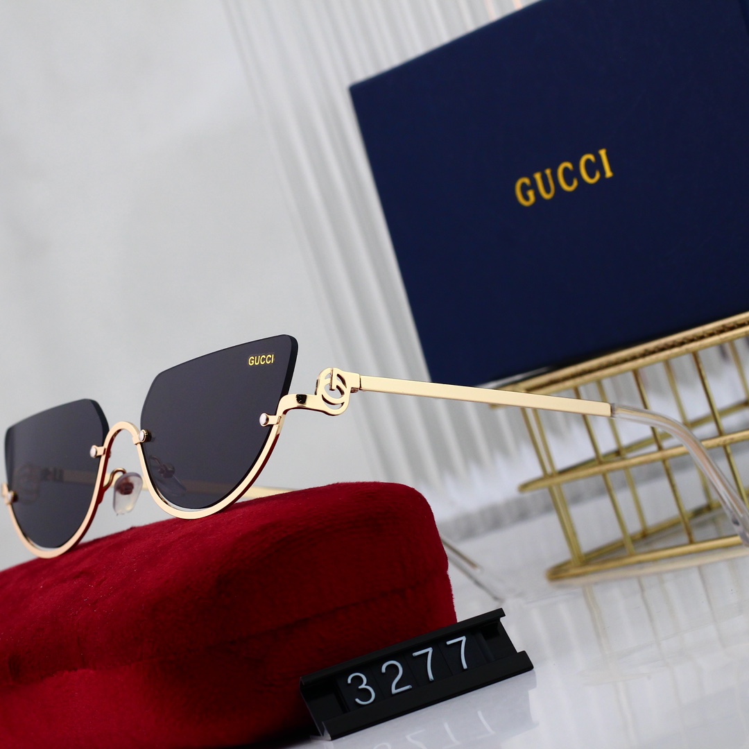 Gucci Basic Glasses