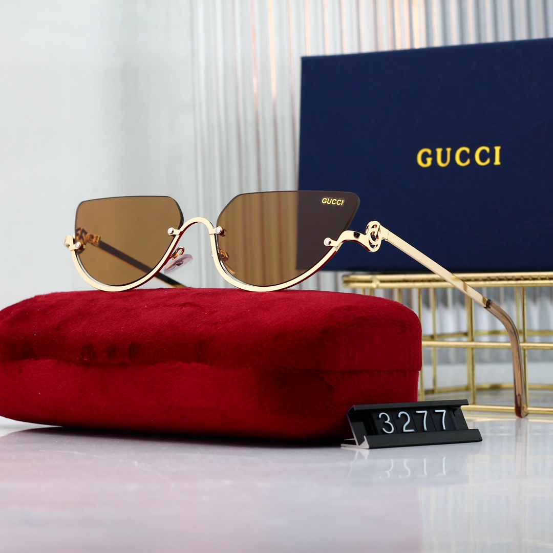 Gucci Basic Glasses