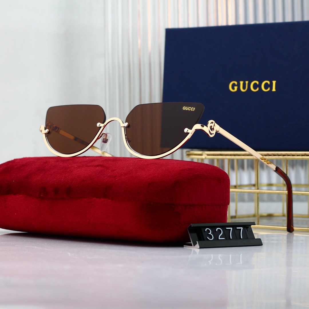 Gucci Basic Glasses