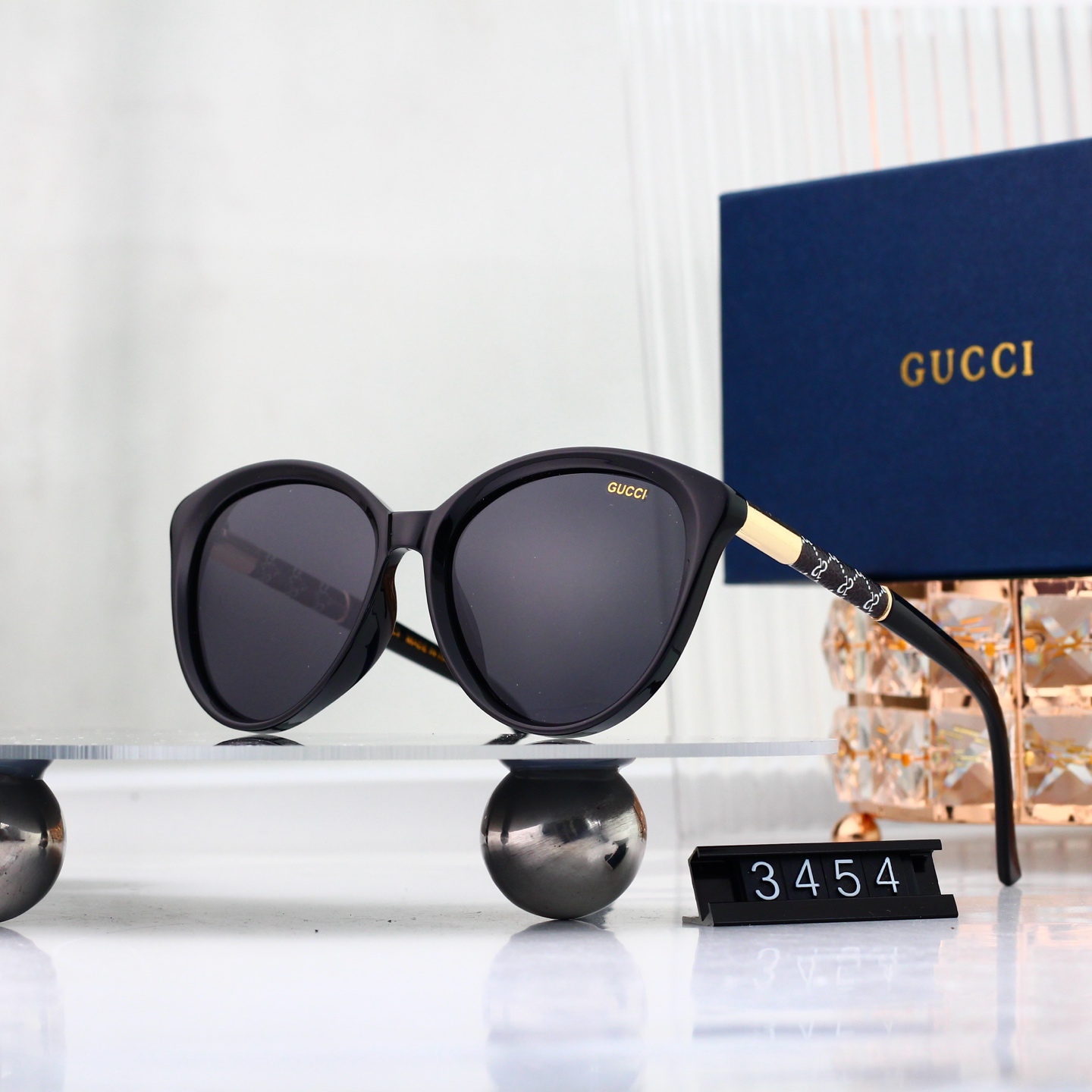 Gucci Basic Glasses
