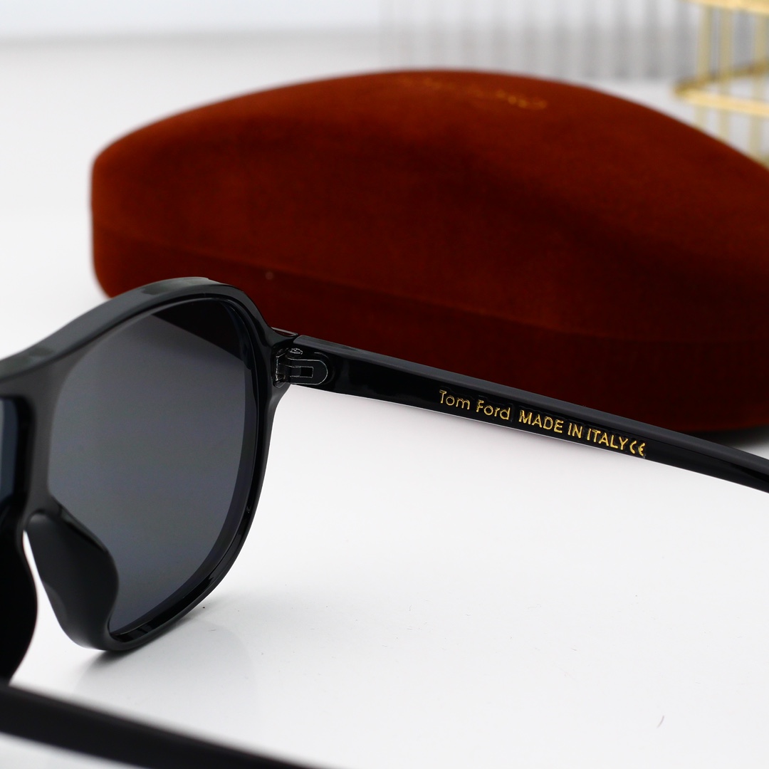 Tom Ford Basic Glasses M