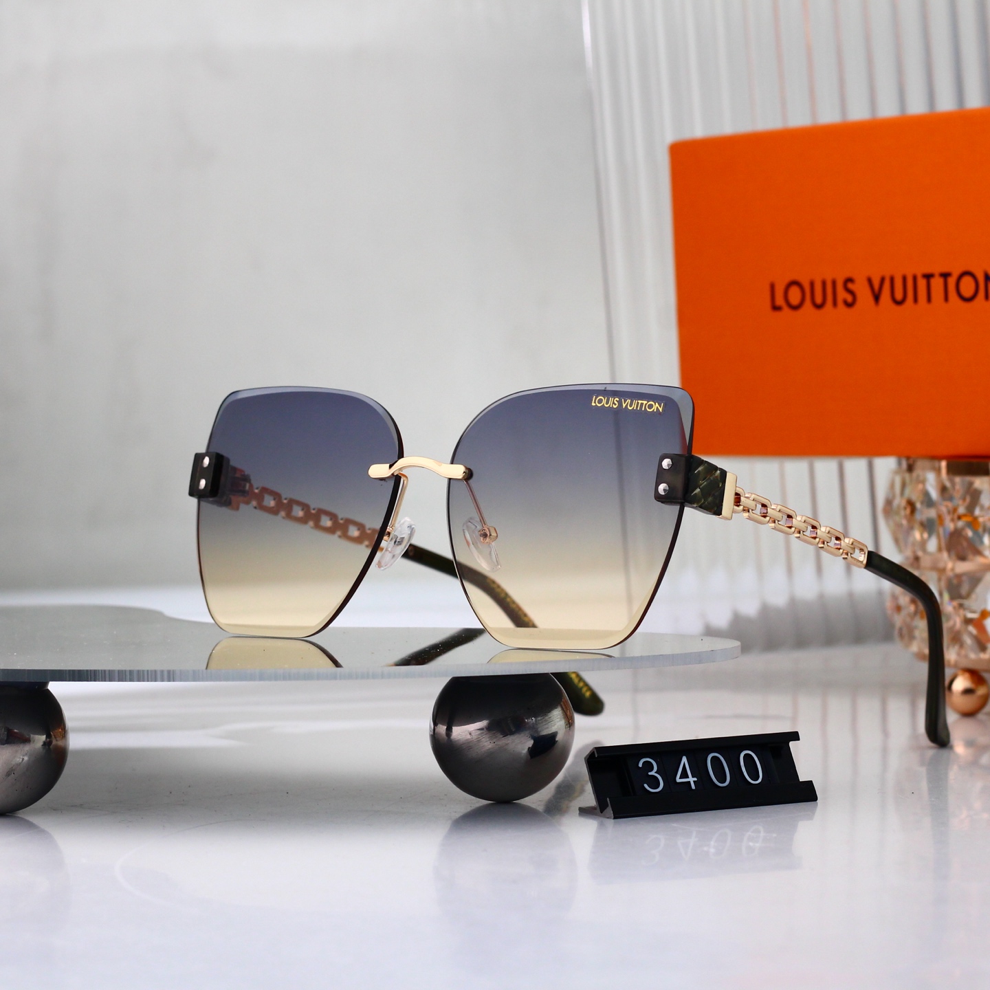 Louis Vuitton Basic Glasses L