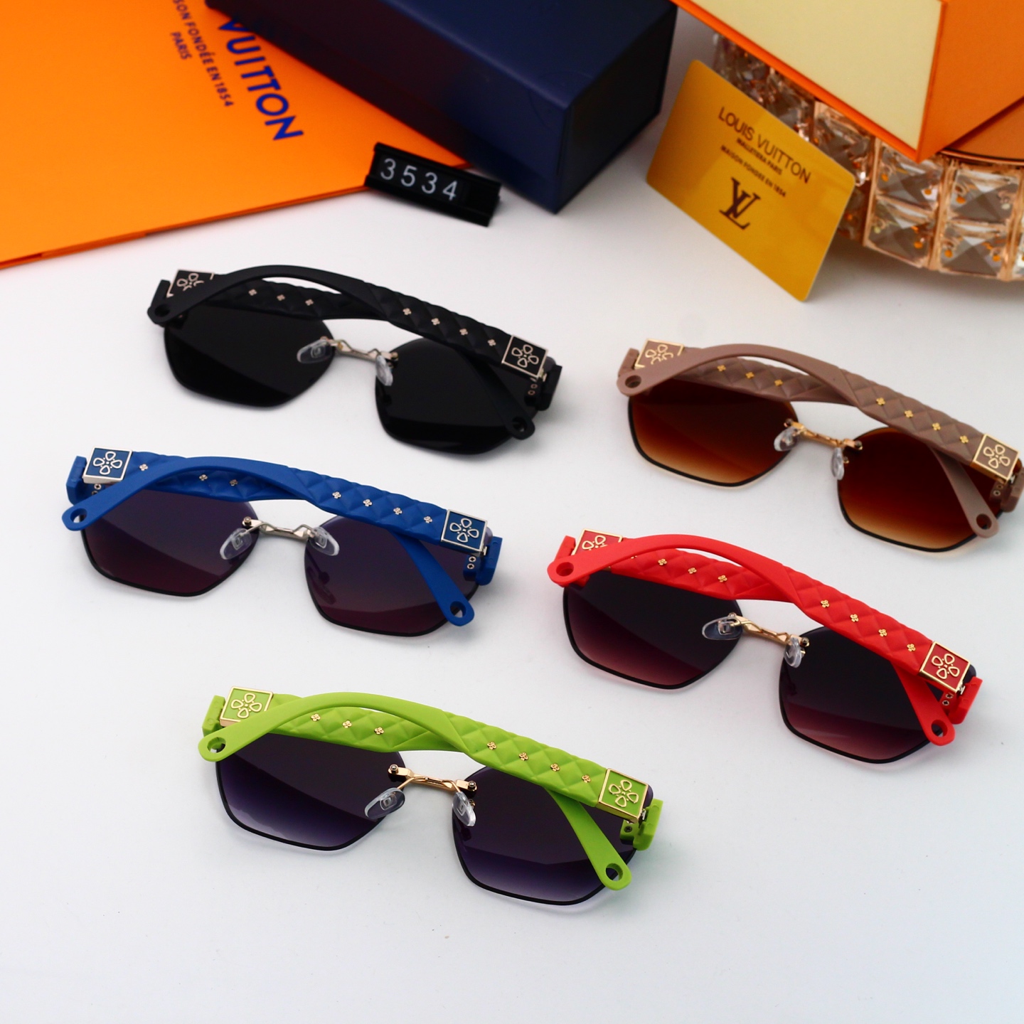 Louis Vuitton Basic Glasses L