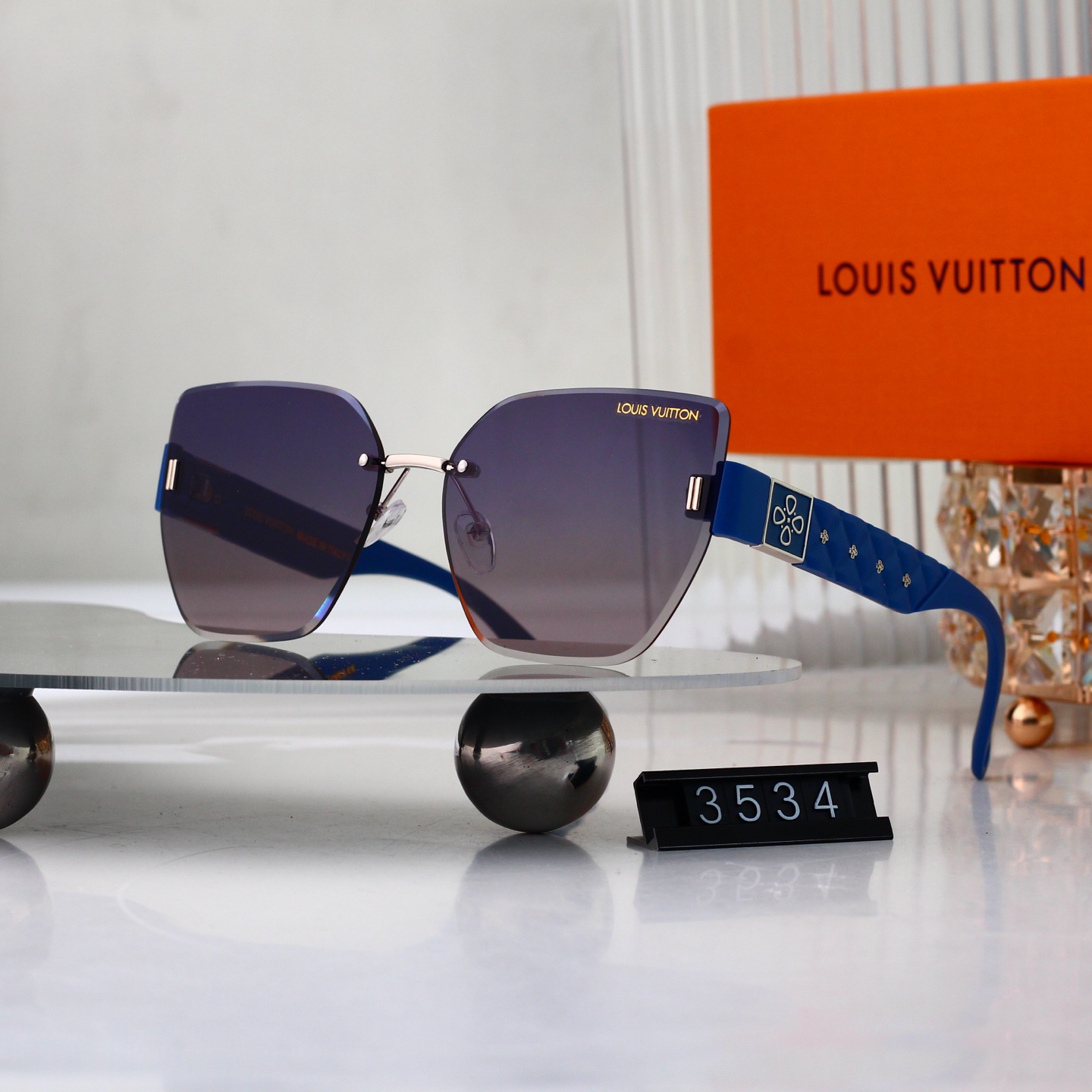 Louis Vuitton Basic Glasses L