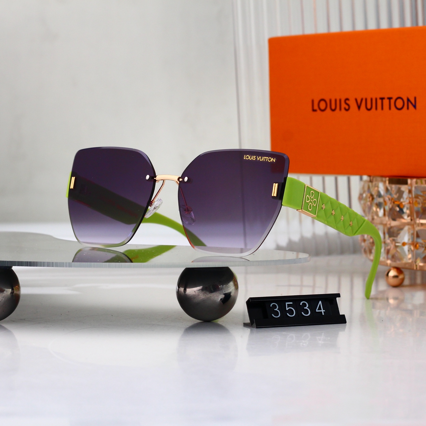 Louis Vuitton Basic Glasses L