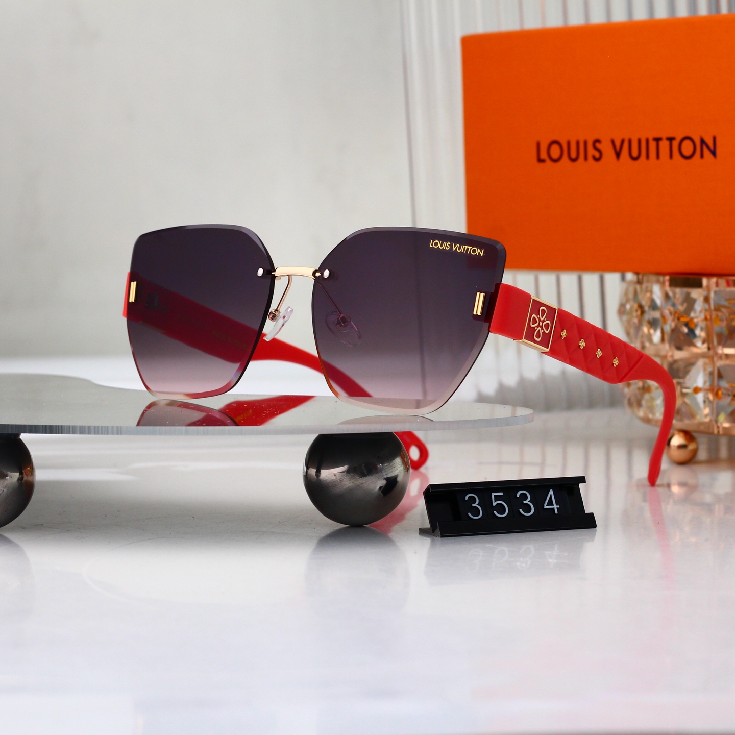 Louis Vuitton Basic Glasses L