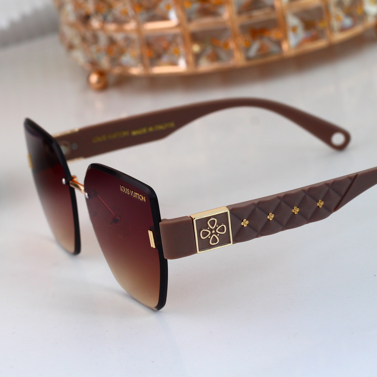 Louis Vuitton Basic Glasses L