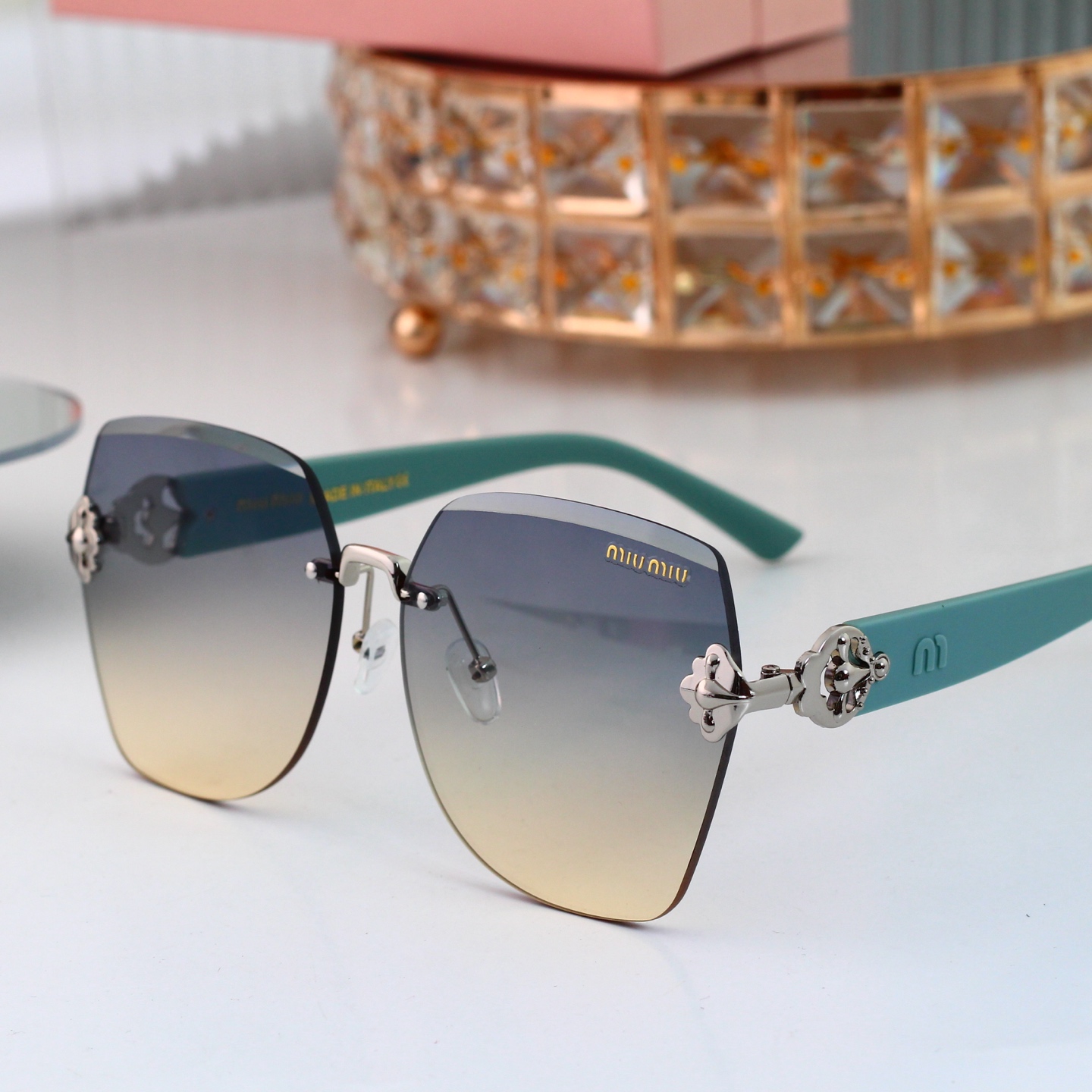 Miu Miu Basic Glasses M