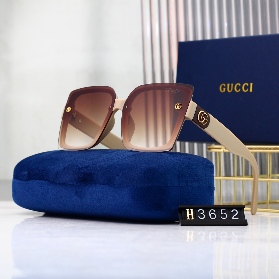 Gucci Basic Glasses