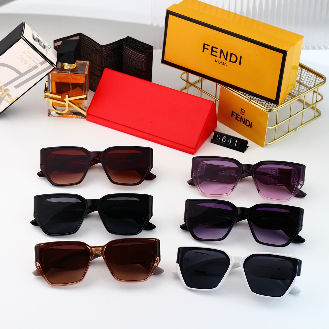 Fendi Basic Glasses