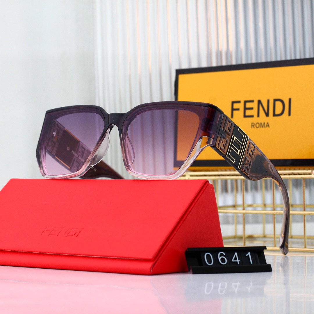 Fendi Basic Glasses