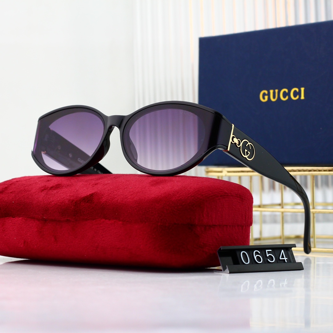 Gucci Basic Glasses