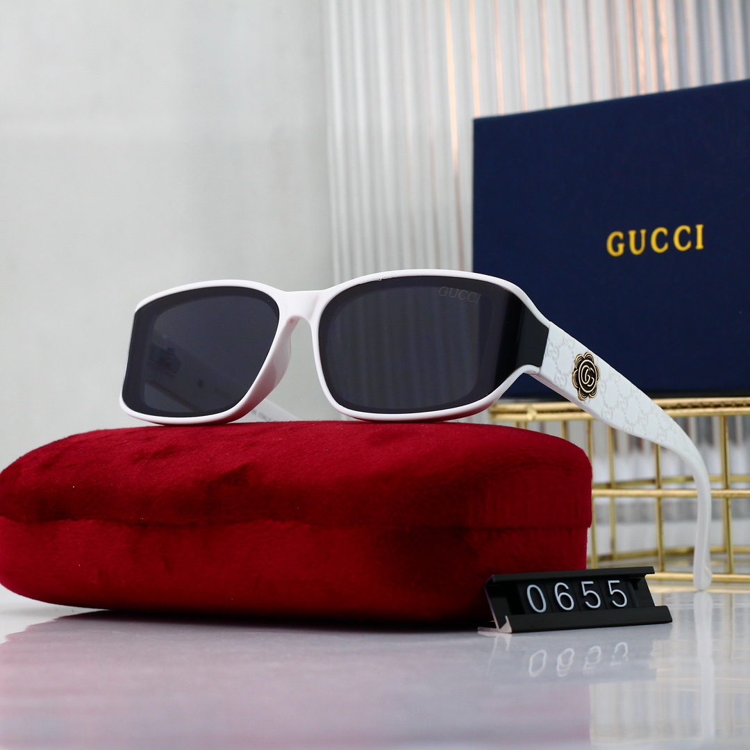 Gucci Basic Glasses