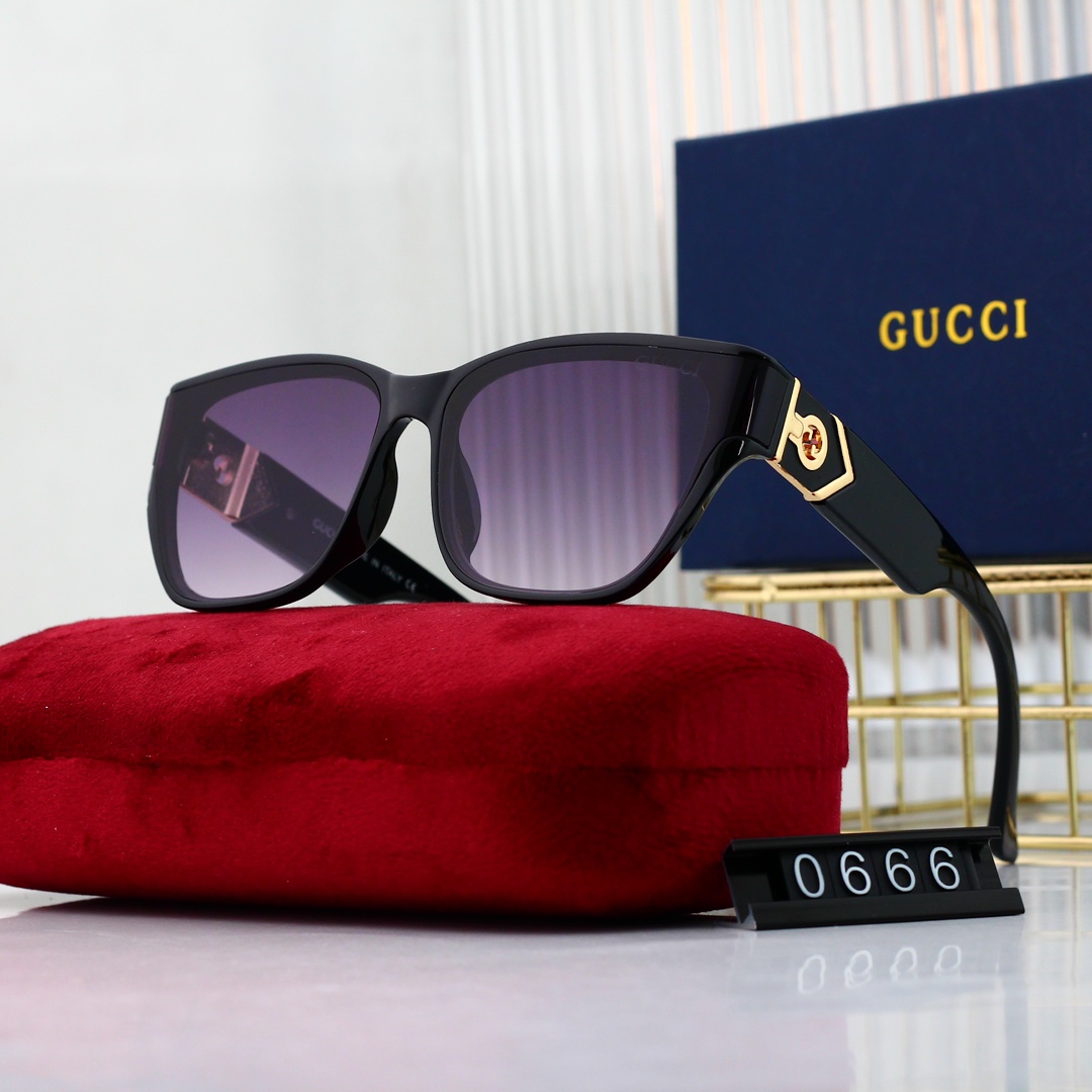 Gucci Basic Glasses