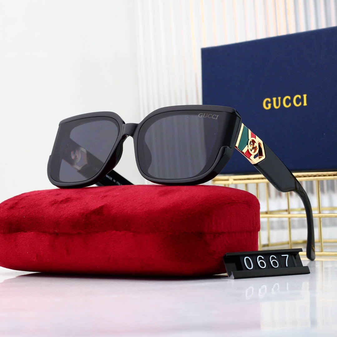 Gucci Basic Glasses