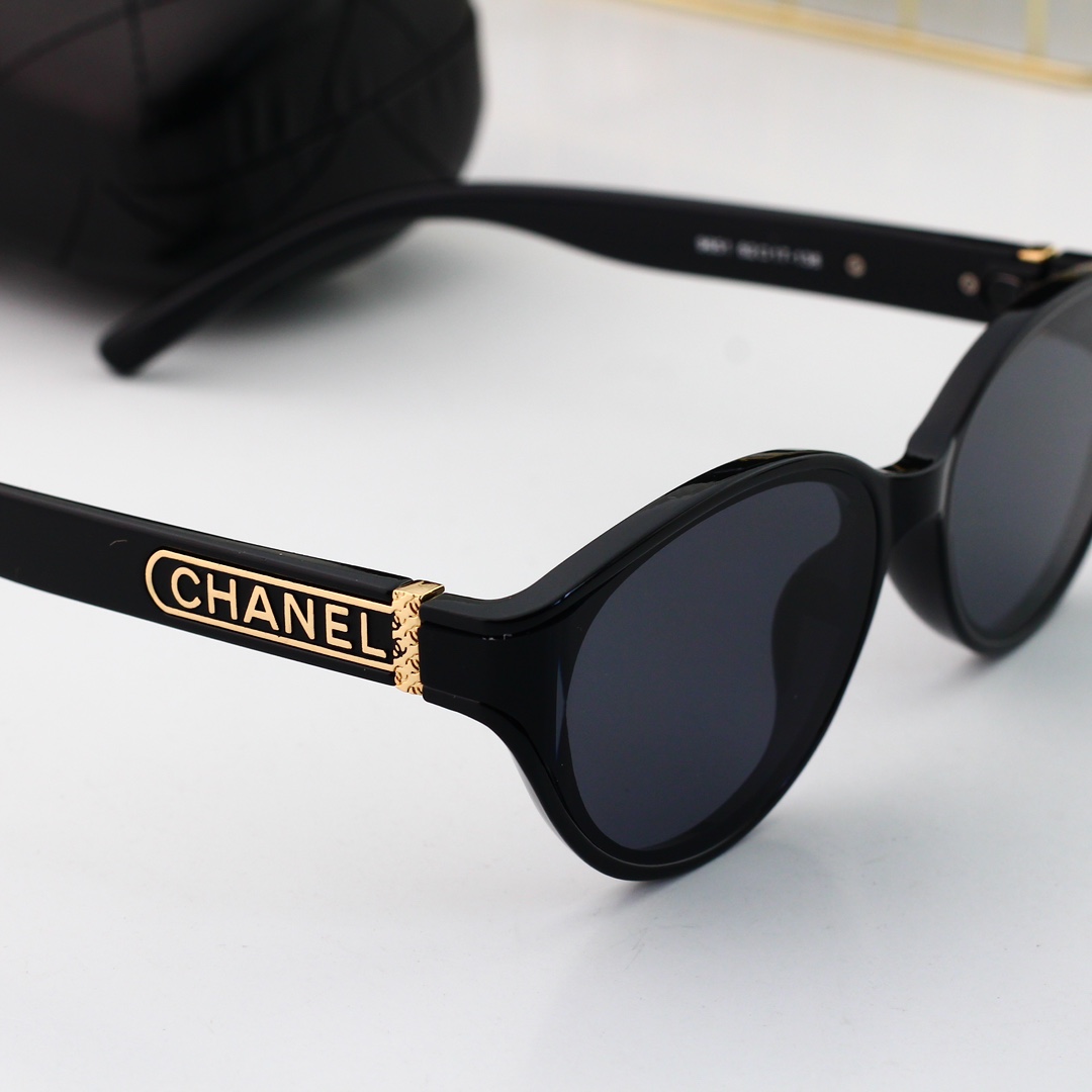 Chanel Basic Glasses