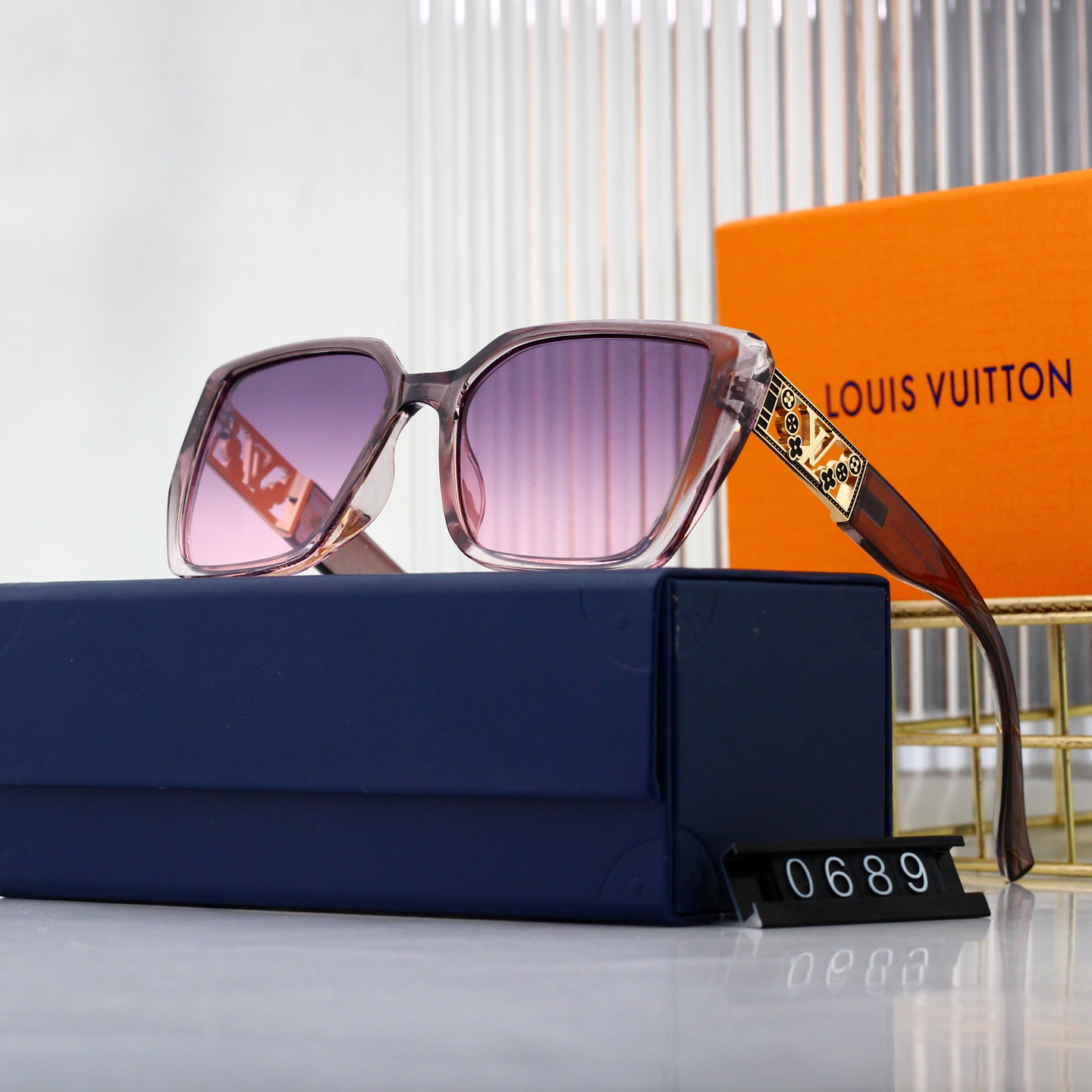 Louis Vuitton Sunglasses L